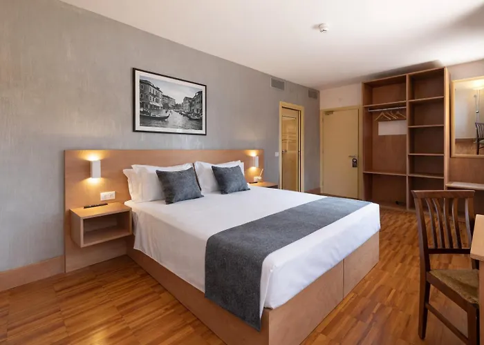 Torre Antica Venice Airport Hotel Tessera